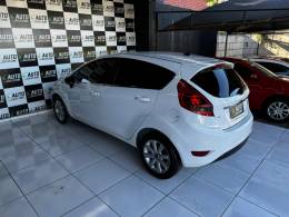 FORD - FIESTA - 2012/2012 - Branca - R$ 39.900,00