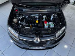 RENAULT - SANDERO - 2014/2015 - Preta - R$ 39.900,00