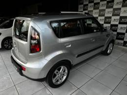 KIA MOTORS - SOUL - 2011/2011 - Prata - R$ 44.900,00