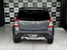 RENAULT - SANDERO - 2013/2013 - Cinza - R$ 44.900,00