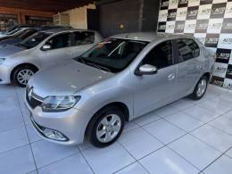 RENAULT - LOGAN - 2016/2017 - Prata - R$ 46.900,00