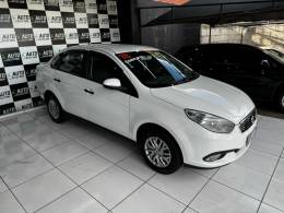 FIAT - GRAND SIENA - 2017/2018 - Branca - R$ 47.900,00