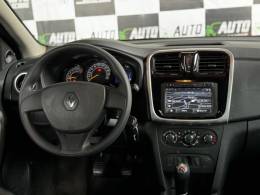 RENAULT - SANDERO - 2014/2015 - Vermelha - R$ 39.900,00