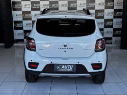 RENAULT - SANDERO - 2018/2019 - Branca - R$ 57.900,00