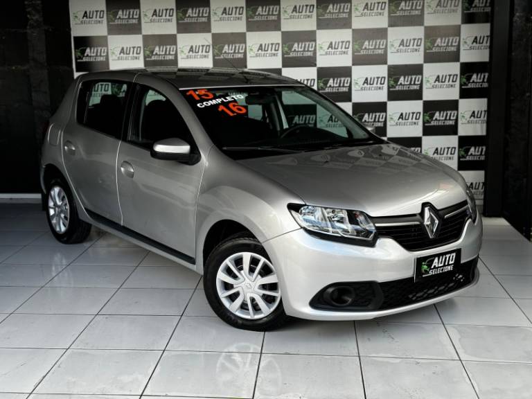 RENAULT - SANDERO - 2014/2015 - Prata - R$ 44.900,00