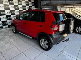 VOLKSWAGEN - CROSSFOX - 2009/2010 - Vermelha - R$ 36.900,00