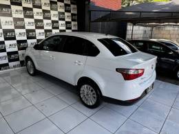 FIAT - GRAND SIENA - 2016/2017 - Branca - R$ 47.900,00