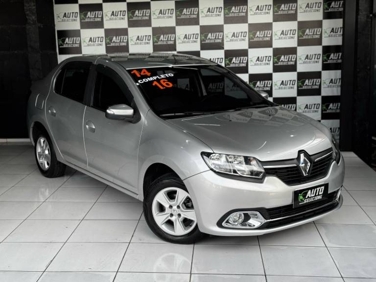 RENAULT - LOGAN - 2013/2014 - Prata - R$ 42.900,00