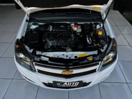 CHEVROLET - VECTRA - 2009/2010 - Branca - R$ 38.900,00