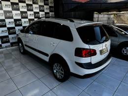 VOLKSWAGEN - SPACE CROSS - 2011/2012 - Branca - R$ 42.900,00