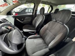 RENAULT - LOGAN - 2013/2014 - Preta - R$ 41.900,00