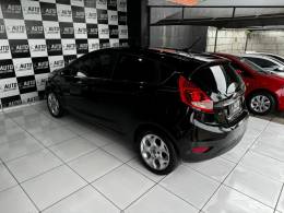 FORD - FIESTA - 2011/2012 - Preta - Sob Consulta