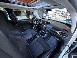 JEEP - RENEGADE - 2015/2016 - Branca - R$ 71.900,00