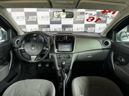 RENAULT - LOGAN - 2013/2014 - Prata - R$ 42.900,00