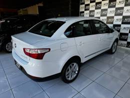 FIAT - GRAND SIENA - 2015/2016 - Branca - R$ 43.900,00