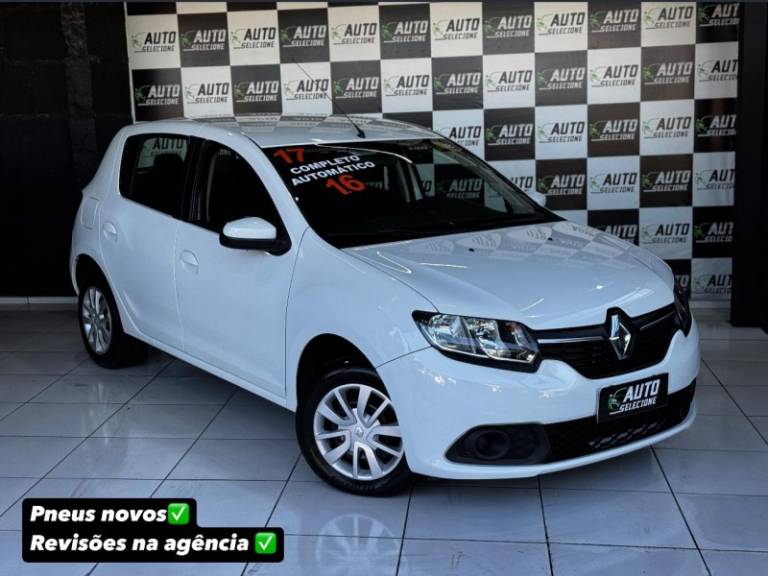 RENAULT - SANDERO - 2016/2017 - Branca - R$ 43.900,00