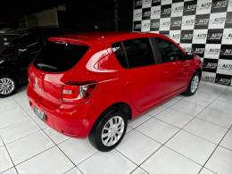 RENAULT - SANDERO - 2014/2015 - Vermelha - R$ 39.900,00