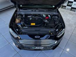 FORD - FUSION - 2015/2016 - Preta - R$ 83.900,00