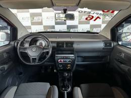 VOLKSWAGEN - CROSSFOX - 2009/2010 - Vermelha - R$ 36.900,00