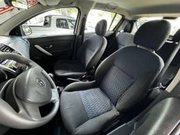 RENAULT - SANDERO - 2014/2015 - Prata - R$ 43.900,00