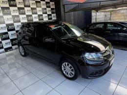 RENAULT - SANDERO - 2014/2015 - Preta - R$ 39.900,00