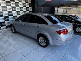 FIAT - LINEA - 2009/2010 - Prata - R$ 29.900,00