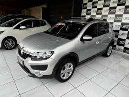 RENAULT - SANDERO - 2017/2018 - Prata - R$ 54.900,00