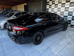 FORD - FUSION - 2015/2016 - Preta - R$ 83.900,00