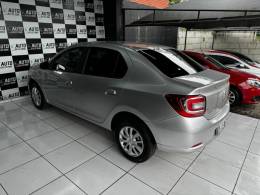 RENAULT - LOGAN - 2013/2014 - Prata - R$ 44.900,00