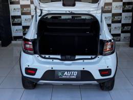 RENAULT - SANDERO - 2018/2019 - Branca - R$ 57.900,00