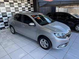 RENAULT - LOGAN - 2016/2017 - Prata - R$ 46.900,00