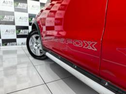 VOLKSWAGEN - CROSSFOX - 2009/2010 - Vermelha - R$ 36.900,00