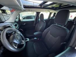 JEEP - RENEGADE - 2015/2016 - Branca - R$ 71.900,00