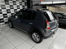 RENAULT - SANDERO - 2013/2013 - Cinza - R$ 44.900,00